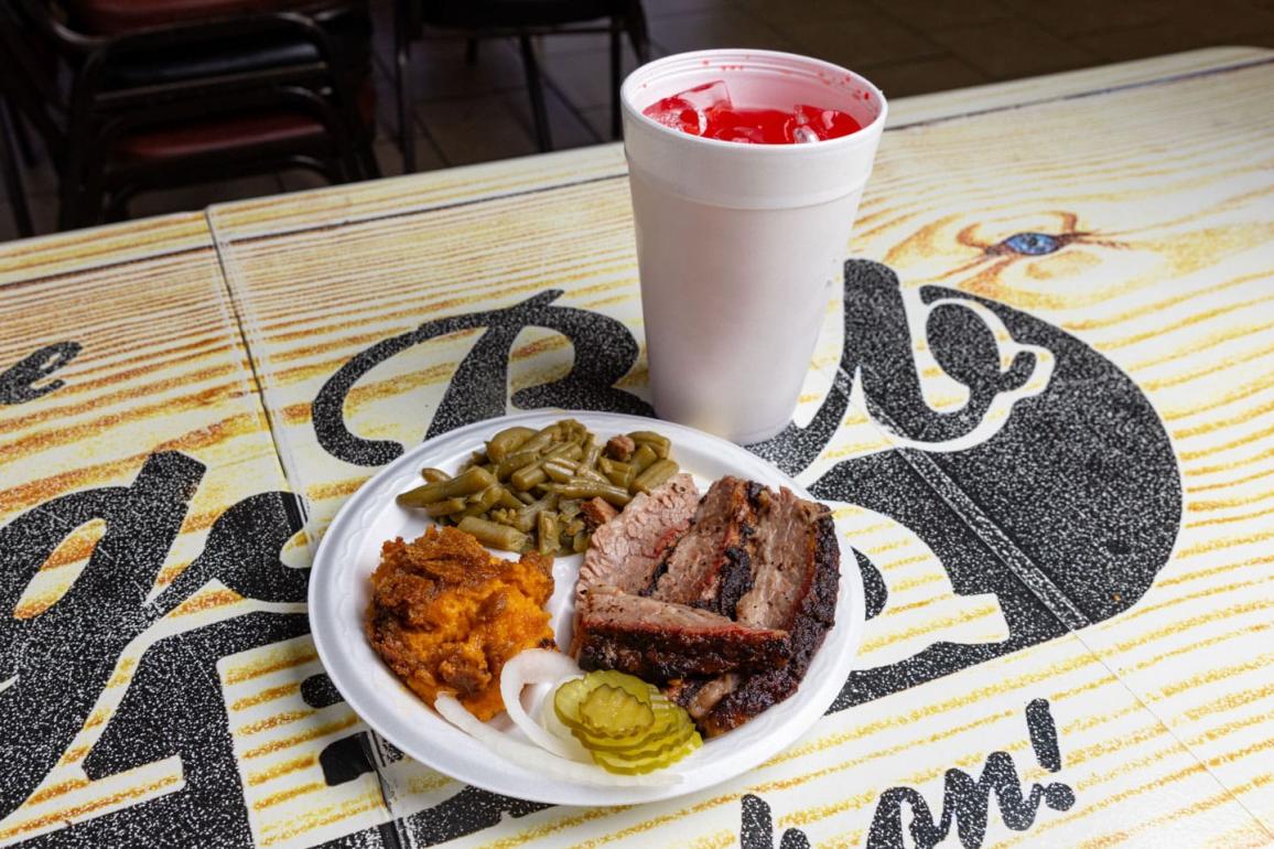 The Secret to Tender Texas Brisket: How The Big Bib Does It Best